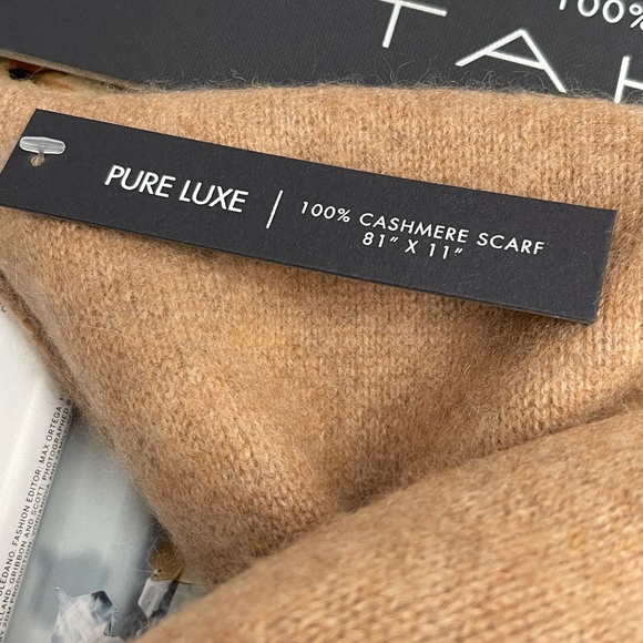 NWT Tahari 100% cashmere scarf wrap 81”x11” - Picture 3 of 4